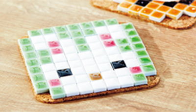 モザイクタイルで楽しく手作り！ コースター