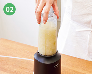 お庭やベランダで 春ピクニック! 新玉ねぎのカラフルポタージュ