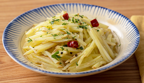 じゃがいものペペロンチーノ風炒め