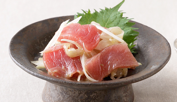 マグロと玉ねぎの柚子胡椒和え