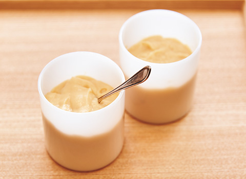 お庭やベランダで 春ピクニック! レンチンカスタード