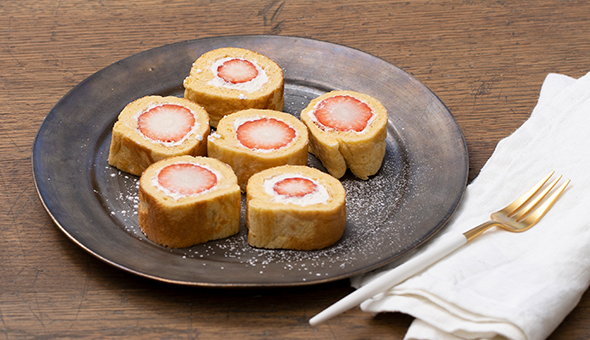 いちごのミニロールケーキ