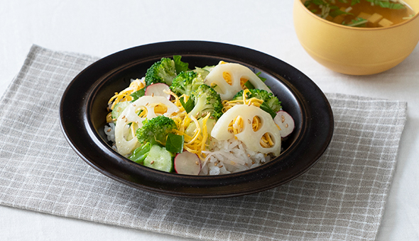 昆布しめ野菜のチラシ寿司