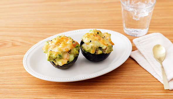 エビとアボカドのグラタン